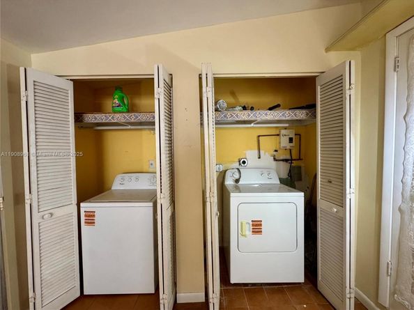 3410 SW 21st St, Miami FL 33145