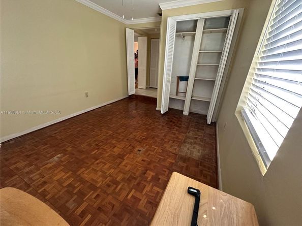 3410 SW 21st St, Miami FL 33145