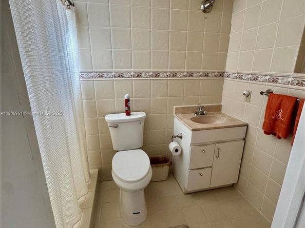 3410 SW 21st St, Miami FL 33145