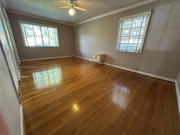 3410 SW 21st St, Miami FL 33145