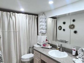 10303 Sunrise Lakes Blvd 211, Sunrise FL 33322