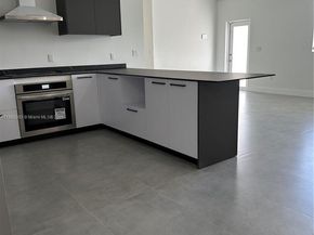 1741 NW 76th St, Miami FL 33147