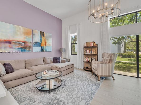 4444 NW 8th Ct, Plantation FL 33317