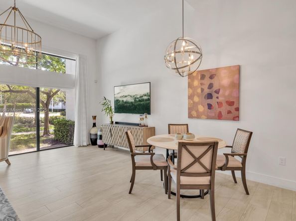4444 NW 8th Ct, Plantation FL 33317