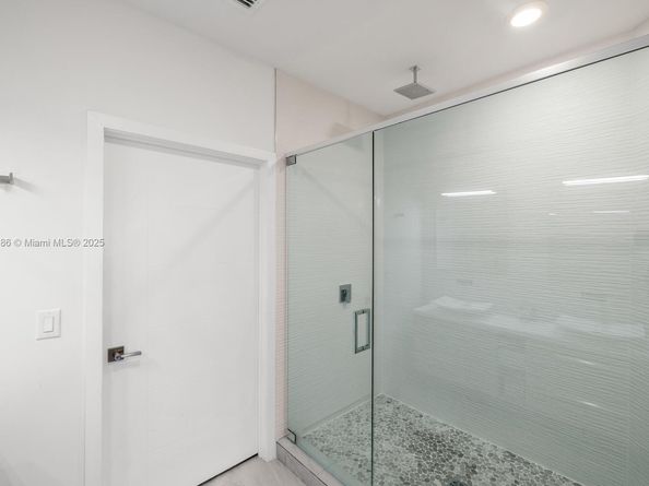 4444 NW 8th Ct, Plantation FL 33317