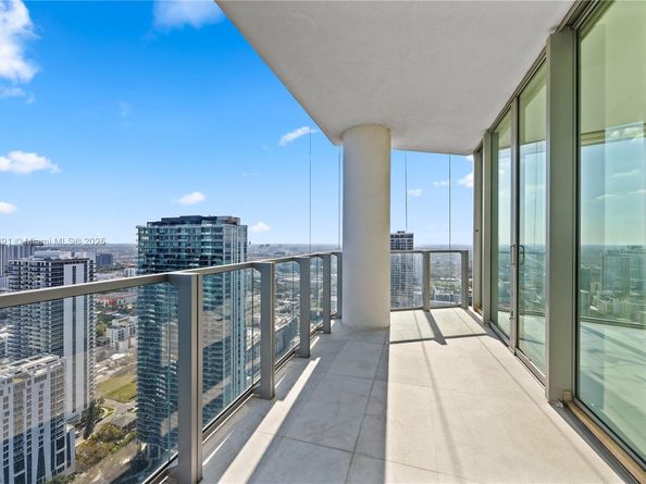 2900 NE 7th Ave 4009, Miami FL 33137