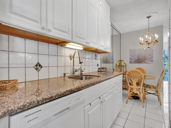 17090 NE 14th Ave 104, North Miami Beach FL 33162