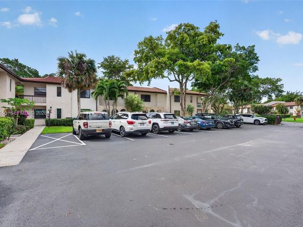 21810 Cypress Cir 26B, Boca Raton FL 33433