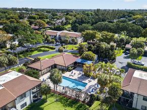 21810 Cypress Cir 26B, Boca Raton FL 33433