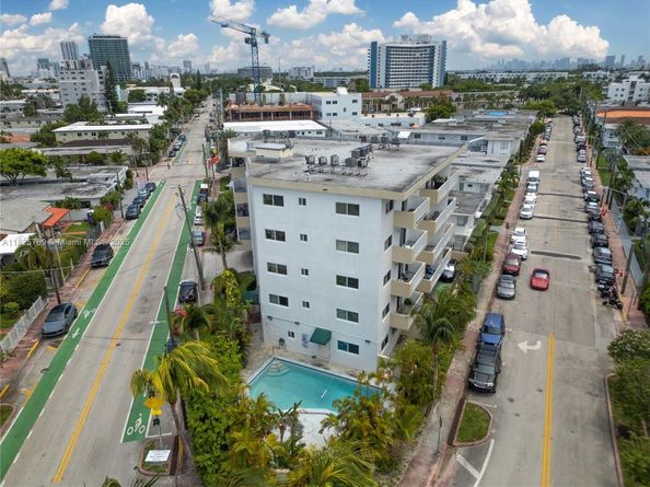 7830 Dickens Ave 504, Miami Beach FL 33141