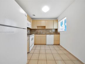 7830 Dickens Ave 504, Miami Beach FL 33141