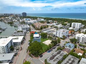 7830 Dickens Ave 504, Miami Beach FL 33141