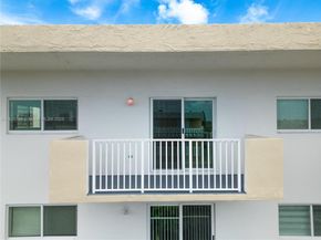 7830 Dickens Ave 504, Miami Beach FL 33141