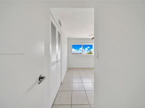 7830 Dickens Ave 504, Miami Beach FL 33141