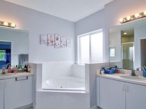 3571 NE 11th, Homestead FL 33033