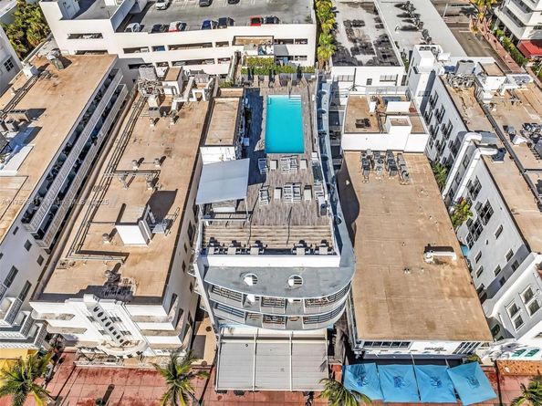 1052 Ocean Dr C203, Miami Beach FL 33139