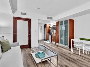 1052 Ocean Dr C203, Miami Beach FL 33139