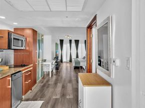1052 Ocean Dr C203, Miami Beach FL 33139