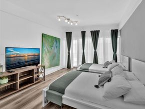 1052 Ocean Dr C203, Miami Beach FL 33139