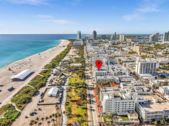 1052 Ocean Dr C203, Miami Beach FL 33139