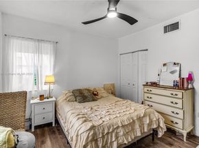2615 Collins Ave 21, Miami Beach FL 33140