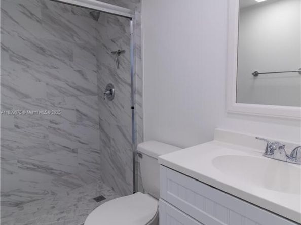 14611 N Kendall Dr 208L, Miami FL 33186