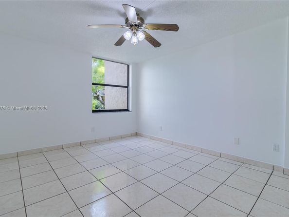 14611 N Kendall Dr 208L, Miami FL 33186