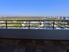 2500 Parkview Dr 2407, Hallandale Beach FL 33009