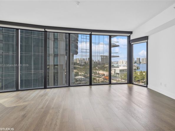 18555 Collins Ave 1101, Sunny Isles Beach FL 33160