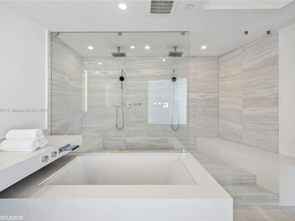 18555 Collins Ave 1101, Sunny Isles Beach FL 33160