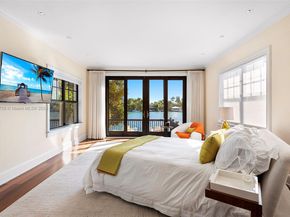 527 E Dilido Dr, Miami Beach FL 33139