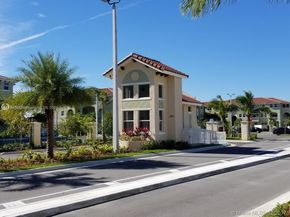 290 NW 109th Ave 216, Miami FL 33172