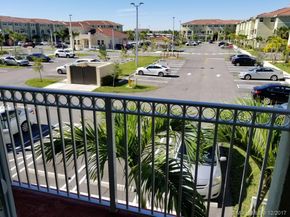 290 NW 109th Ave 216, Miami FL 33172