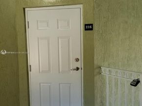 290 NW 109th Ave 216, Miami FL 33172