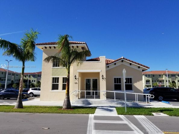 290 NW 109th Ave 216, Miami FL 33172