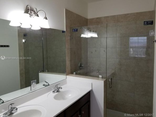 290 NW 109th Ave 216, Miami FL 33172