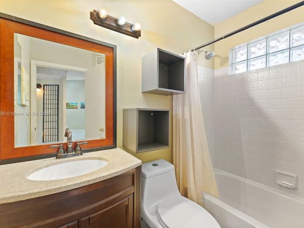 10700 NW 14th St 154, Plantation FL 33322