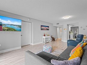 13355 SW 16th Ct 211E, Pembroke Pines FL 33027