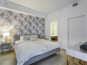 45 SW 9th ST 4108, Miami FL 33130