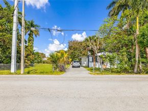 219 NE 141st St, Miami FL 33161