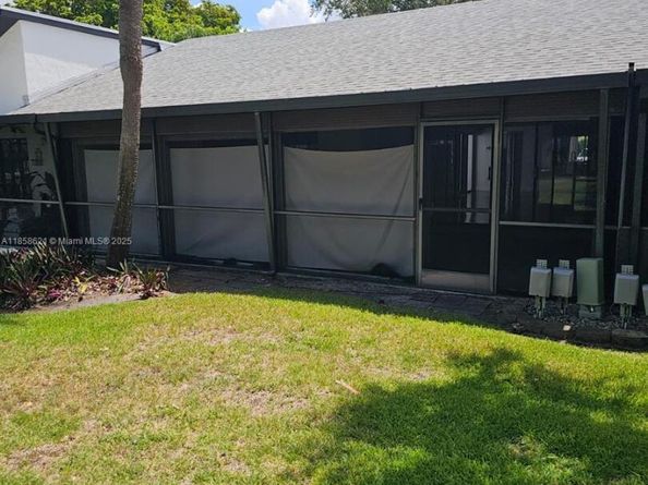 Undisclosed Address #A11858621, Weston FL 33326