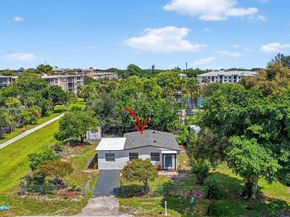 3239 Meadow Rd, Palm Springs FL 33406