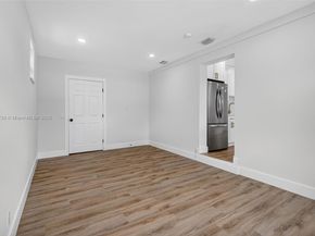 3239 Meadow Rd, Palm Springs FL 33406