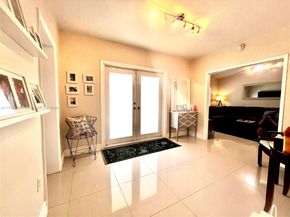 7500 SW 81st Ave, Miami FL 33143