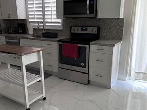 7500 SW 81st Ave, Miami FL 33143