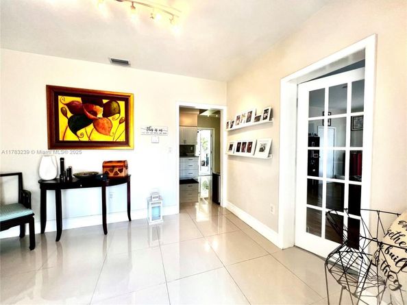 7500 SW 81st Ave, Miami FL 33143