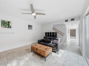 440 Rosaro Ave, Coral Gables FL 33146