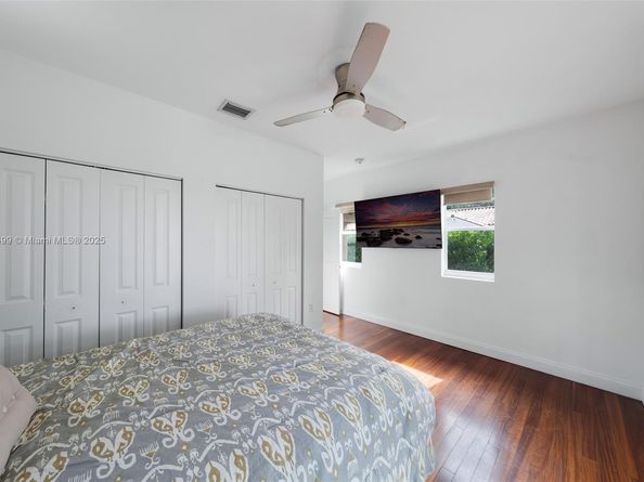440 Rosaro Ave, Coral Gables FL 33146
