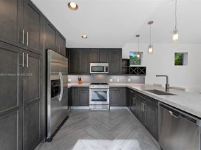 440 Rosaro Ave, Coral Gables FL 33146