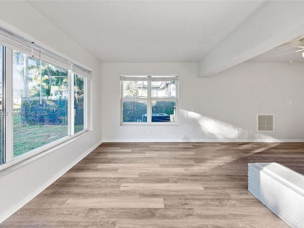 1111 SW 39th Ave, Fort Lauderdale FL 33312